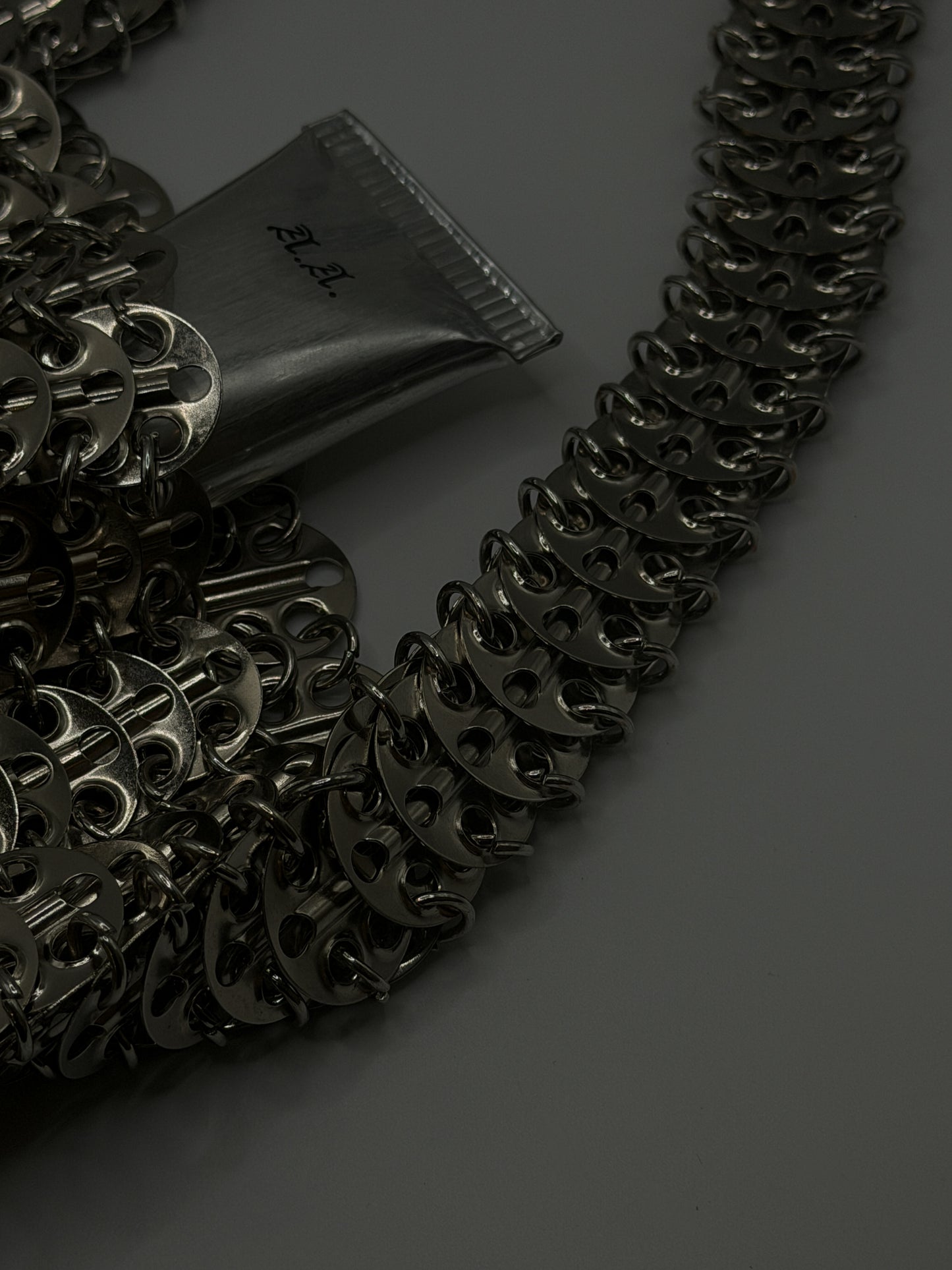 ARMOR IN METAL PURSE
