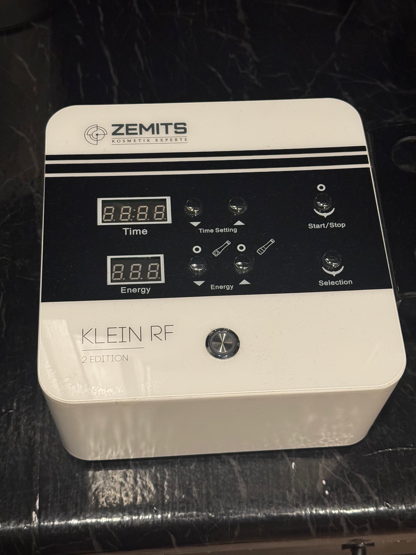 DEVICE: RF ZEMITS